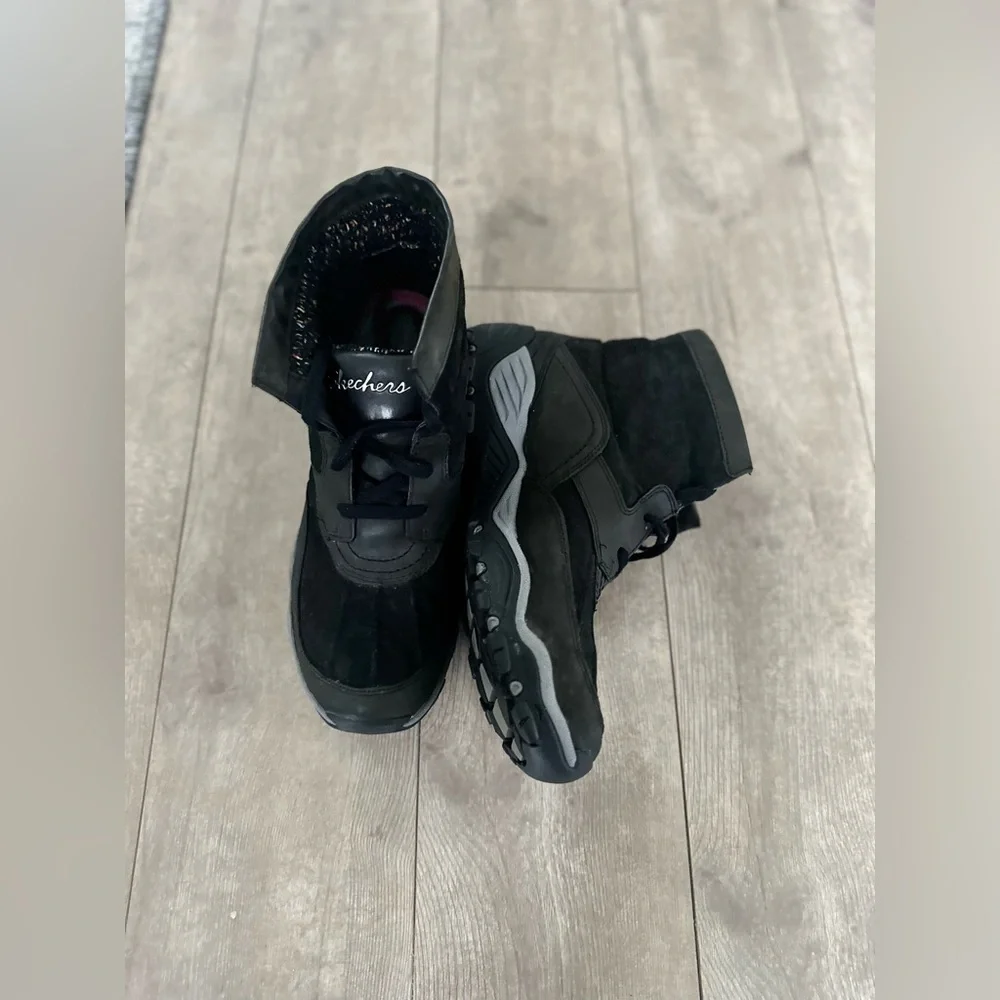 Skechers women’s leather